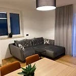 Petra Apartment *